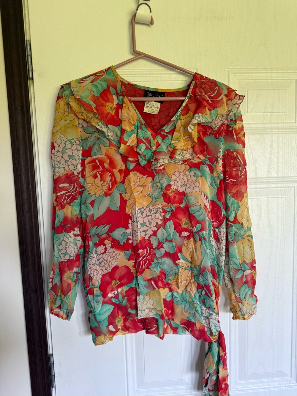 2 for $20 sale: vintage Diane Freis original red floral long sleeve silk blouse